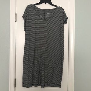 Sonoma Black & white striped T-Shirt Dress Size XL